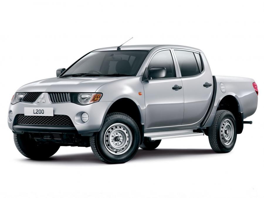  Mitsubishi L200 4Work Double Cab 2006 года  (UK) (фото 1 из 7)